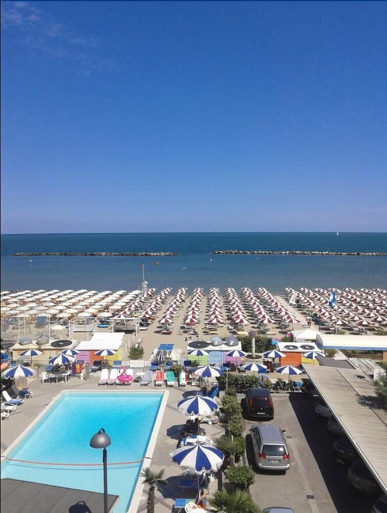 Hotel Italia Беллария-Иджеа-Марина Экстерьер фото